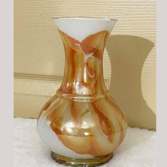 Handmade Glass Vase Decorated with Orange Roses - Picture 1 of 5